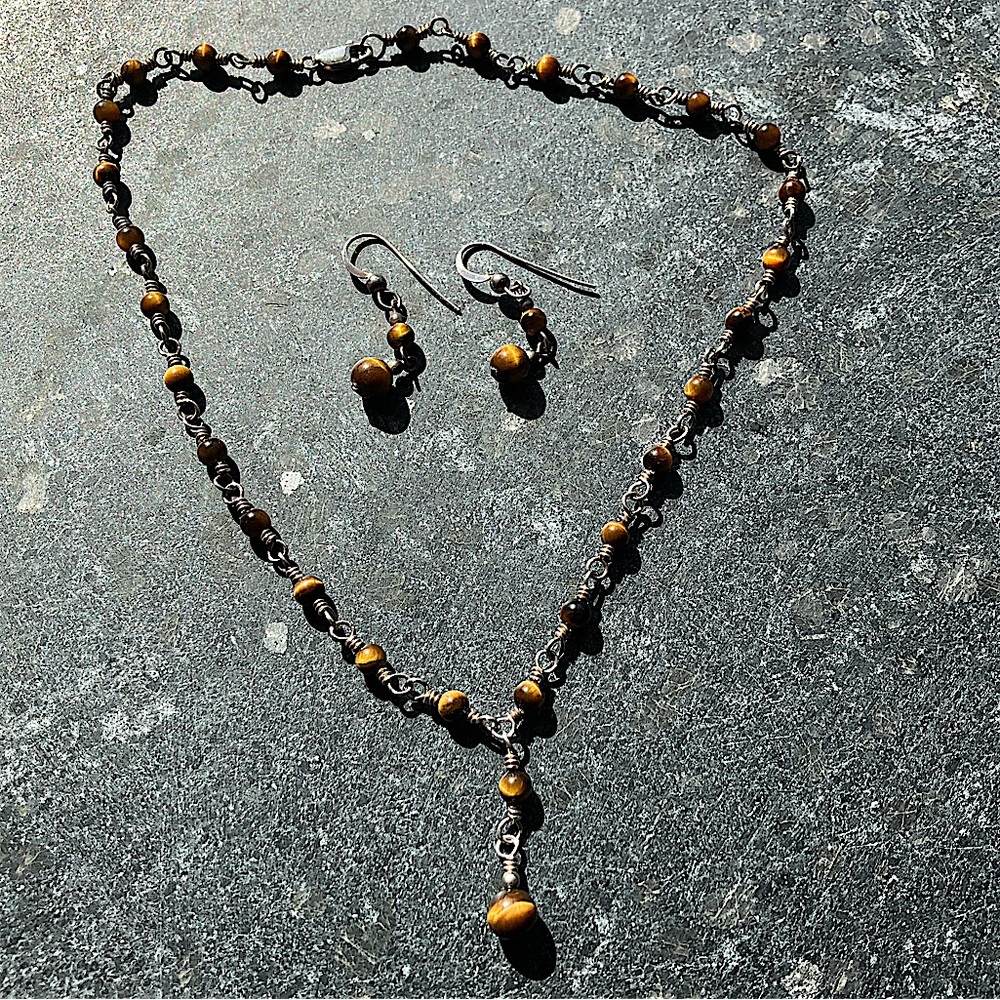 2/$10 - Tiger eyes chain Choker Necklace and matching Earring set